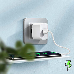 Câble USB vers USB-C Ultra-compact Portable Longueur 15cm Belkin Blanc pas cher