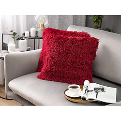 Beliani Lot de 2 coussins CIDE Bouclé 45 x 45 cm Unicolore Rouge foncé