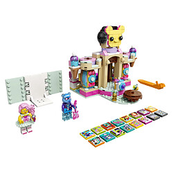 LEGO 43111 Candy Castle Stage VIDIYO