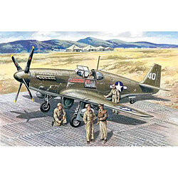 Mustang P-51 B WWII American Fighter with USAAF Pilots and Ground Personnel- 1:48e - ICM