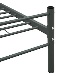 Acheter vidaXL Cadre de lit sans matelas gris métal 200x200 cm