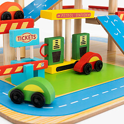 Avis Circuit Voitures Jouet pour Enfants et Garage Montessori Robincool Monza 50x40x47cm 5 Accessoires Inclus Bois Écologique