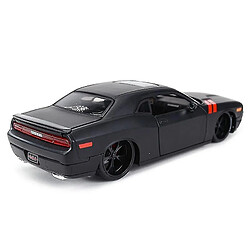 Avis Universal 1:24 2008 Dodge Challenger Sports Car Cast Model Model Carys | Diecasts & Toy Vehicles (noir)