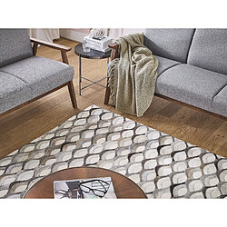 Avis Beliani Tapis patchwork en cuir marron et beige 160 x 230 cm KIRCA