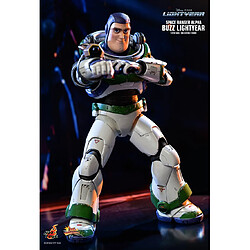 Hot Toys MMS634 - Disney Pixar - Lightyear - Space Ranger Alpha Buzz Lightyear Standard Version pas cher