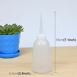 Wewoo Grande Bouteille Droite Bouche Verser Bouilloire Succulents Outils À Laver Bouteilles En Plastique D'alcool, Capacité: 250ml