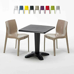 Grand Soleil Table et 2 chaises colorées polypropylen