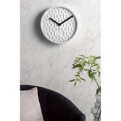 Karlsson Horloge ronde en béton Honey 31 cm Blanc.