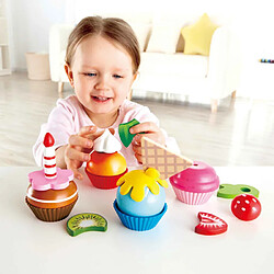 Hape Cupcakes - quatre cupcakes et différentes garnitures