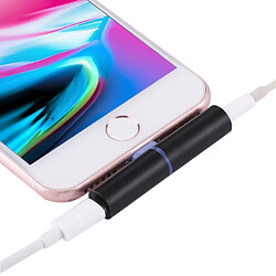 Wewoo Adaptateur audio Lightning mâle vers Jack 3.5mm femelle pour iPhone 7 & 7 Plus et 6s & 6s Plus et 6 & 6 Plus et SE et 5S & 5iPadiPod Noir pas cher