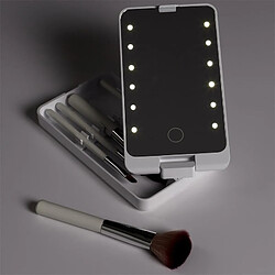 Cosmetic Club Boitier maquillage avec miroir led et pinceaux. pas cher