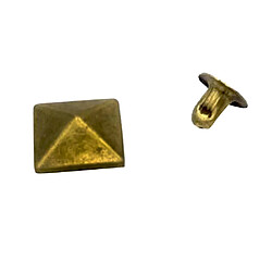 Avis Goujons de rivet de pyramide carrée en métal 100pcs pour des sacs de chaussures de vêtements Decor 12mm