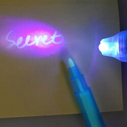 Totalcadeau Stylo encre invisible et lampe lumière UV