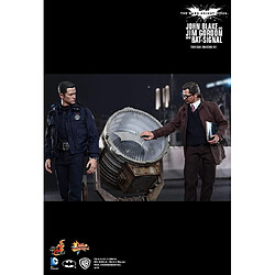 Acheter Hot Toys MMS275 - DC Comics - The Dark Knight Rises - John Blake And Jim Gordon With Bat-Signal