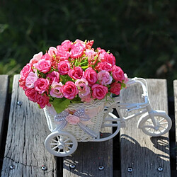 Avis Wewoo Jolie petite taille fleur panier Vase à la main en rotin paniers tricycle vélo Home Decor jardin décoration de fête de mariage, aléatoire livraison de couleur de ruban de soie