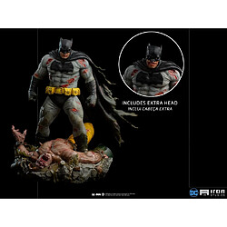 Iron Studios DC Comics Batman - The Dark Knight Returns Diorama Statue 1/6 pas cher