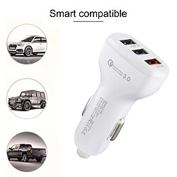 Wewoo Chargeur voiture QC3.0 2.4A trois ports USB de rapide et intelligent (Blanc) pas cher