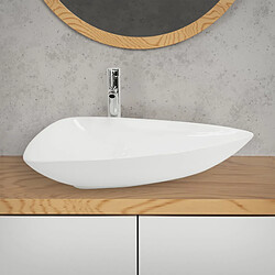 Acheter ML-Design Lavabo en Céramique Blanc, 69 x 46 x 13 cm, Triangulaire, Vasque à Poser sur Plan de Toilette, Lave-Mains Évier pour la Salle de Bain/WC Invités, Design Moderne, sans Matériel de Montage