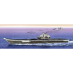 PLA Navy Aircraft Carrier - 1:350e - Trumpeter