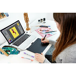 Avis Pack tablette Wacom Intuos M Bluetooth + Mines offertes