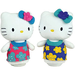 Jemini/Fun House HELLO KITTY PELUCHE +/- 11 CM AVEC ENCEINTE BLUETOOTH - LIVRAISON ALÉATOIRE : ROBE ROSE OU BLEU pas cher