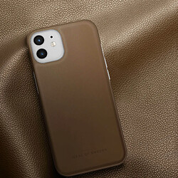 Avis Coque Apple iPhone 12 et 12 Pro Atelier Brown Ideal of Sweden marron