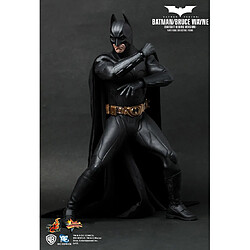 Avis Hot Toys MMS155 - DC Comics - Batman Begins - Batman Bruce Wayne Batsuit Begins Version