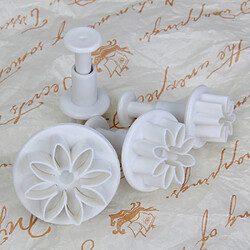 4pcs Emporte-pièces Fleur Décoration Gâteau Fondant Coupeur - Blanc