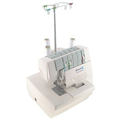 ?UCZNIK OVERLOCK 820D-3