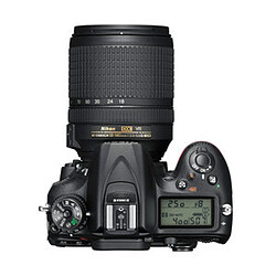 Avis Nikon D7200 + 18-140mm