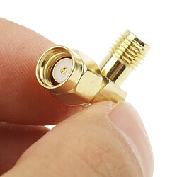 Avis Wewoo Adaptateur RP-SMA Mâle Plaqué Or vers SMA