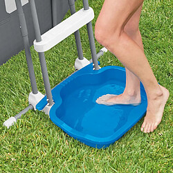 Intex Pédiluve pour piscine hors-sol - Bleu Bain de pieds de piscine - Plastique léger - Fond antidérapant - 56x46x9 cm - Capacité 11,5 L