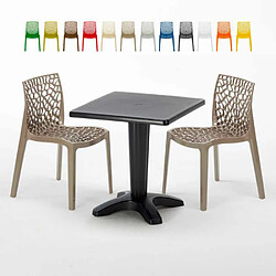 GRAND SOLEIL Table carrée et 2 chaises polypropylen