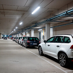 Ledkia Réglette étanche IP65 avec tube LED 120 cm