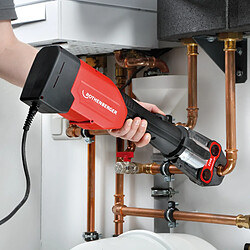 Avis Rothenberger ROMAX 3000 AC Basic Set Sertisseuse électro-hydraulique ( 1000001001 ) + coffret