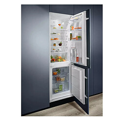 Avis Réfrigérateur combiné intégrable à glissières 220l - END5FE18S - Série 500 - ELECTROLUX