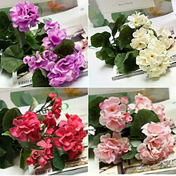 Fleurs artificielles en Geranium