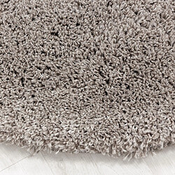 UnAmourDeTapis Tapis longs poils shaggy 80x150 rectangle tissé beige motif uni UNI B pas cher