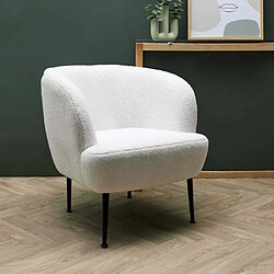 The Home Deco Factory Fauteuil en polyester bouclette blanc Kiera.