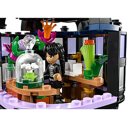 Avis Lego Mercredi Dahlia Noir