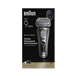 Avis Rasoirs électriques rechargeable - 9615S - BRAUN