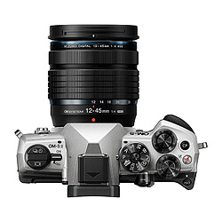 Avis OM SYSTEM OM-5 II Silver + ED 12-45 f/4 PRO