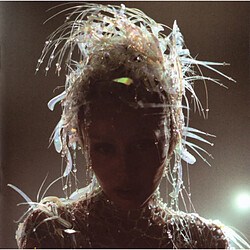 Miley Cyrus - Something Beautiful