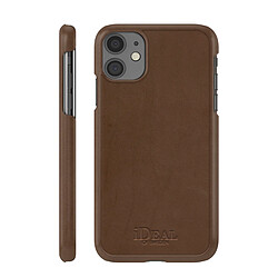 IDEAL OF SWEDEN Coque pour iPhone 11 Collection Como Compatible avec Chargement Qi Marron pas cher
