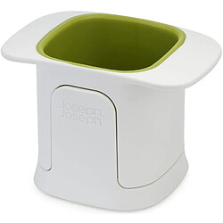 Hacheur de légumes ChopCup Joseph Joseph, coupe compacte et facile à nettoyer.