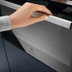 Acheter Electrolux EVM8E08X Noir Inox