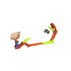 Hot Wheels Monster Trucks Playset L'Attaque du Serpent Bone Shaker 1:64