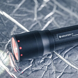 Lampe torche LED Ledlenser P7 noire pas cher
