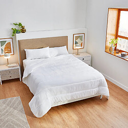 PIKOLIN Couette Nordique - 300gr - Microfibre - Antiallergique - Automne-Hiver - 110x140cm-Lit 70 pas cher