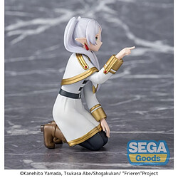 Acheter Sega Frieren: Beyond Journey's End - Statuette PM Perching Frieren Poking Something 10 cm